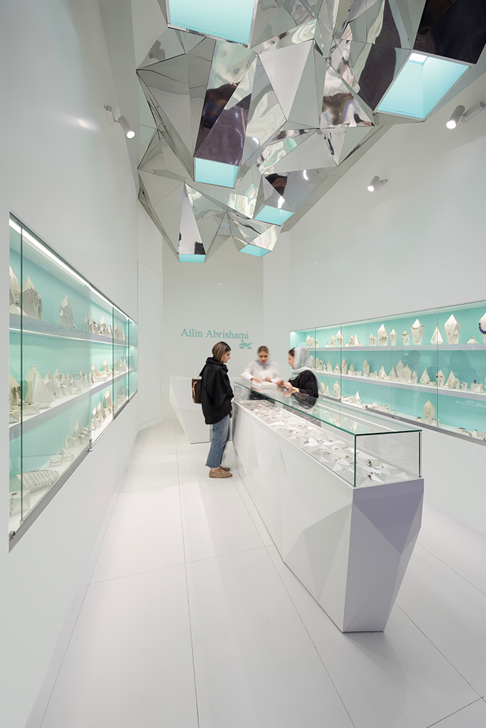 In Praise of Water and Mirror